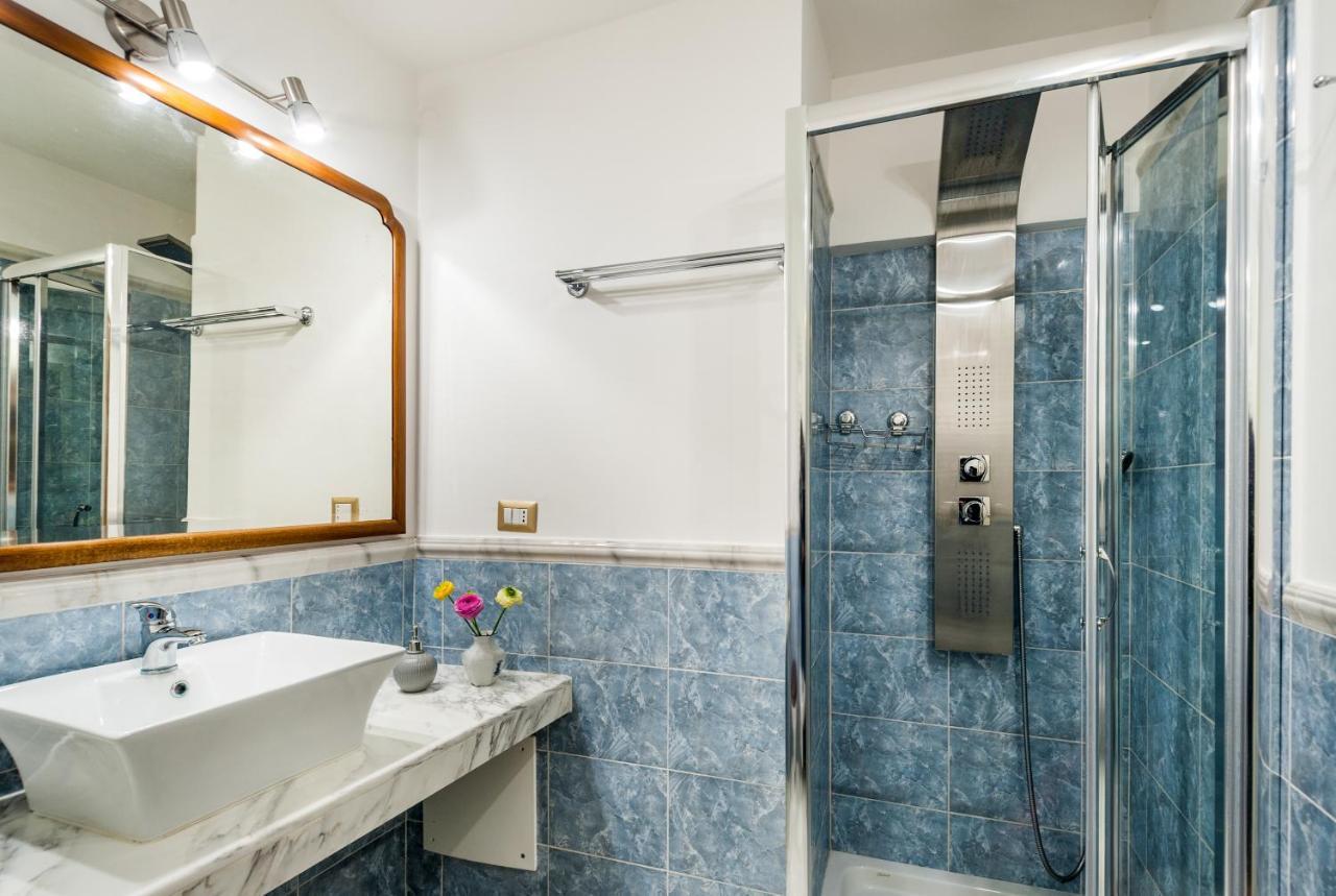 Palazzo Bernardini Suites Λέτσε Εξωτερικό φωτογραφία