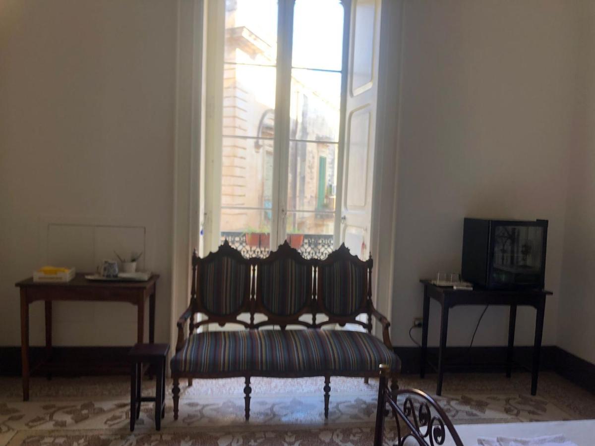 Palazzo Bernardini Suites Λέτσε Εξωτερικό φωτογραφία